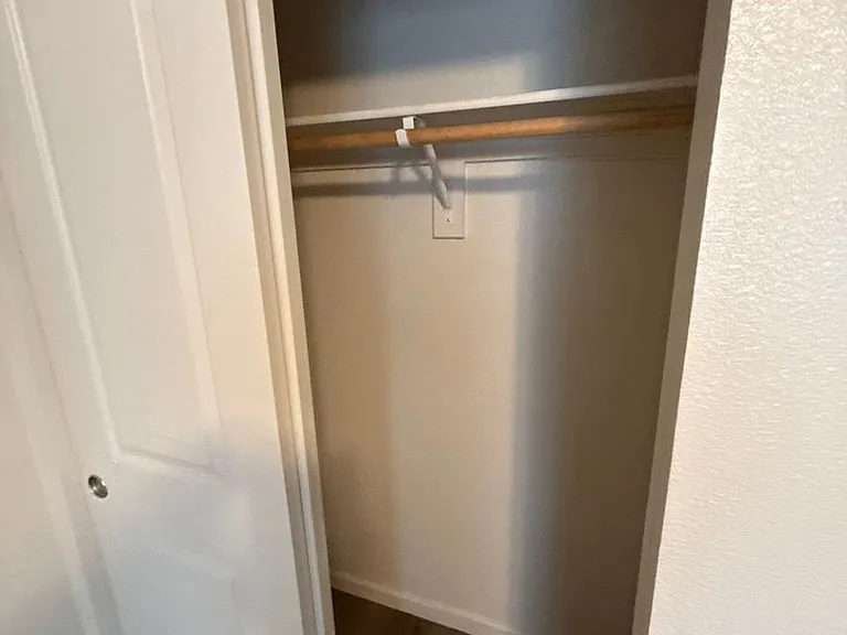 917 Bryan Ct — Photo 23