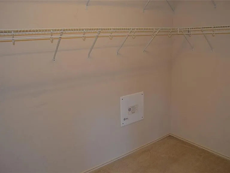 8312 Minnesota Ln — Photo 13