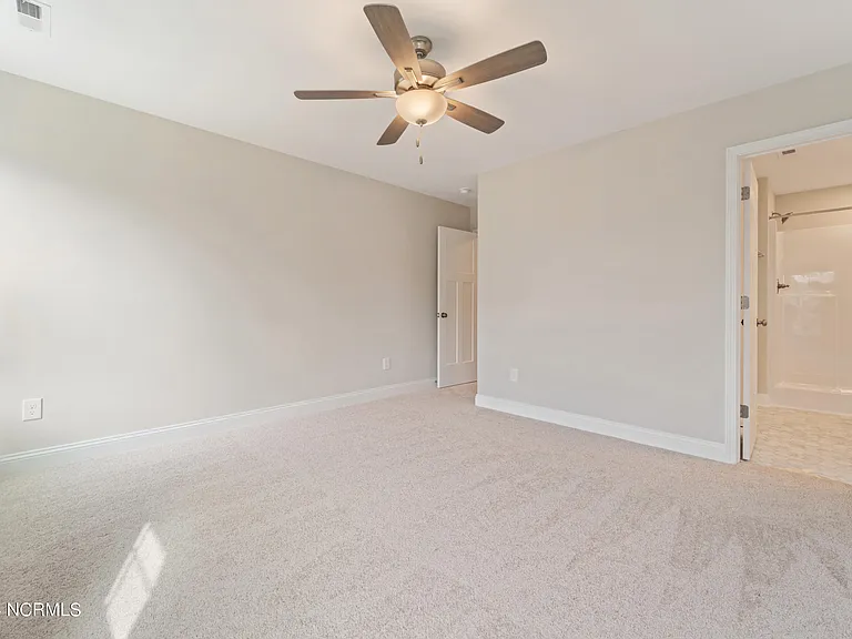 611 Jacks Crossing Dr — Photo 10
