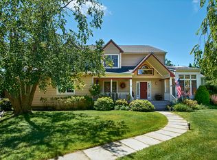 15 Castle View Ct, Port Chester, NY 10573