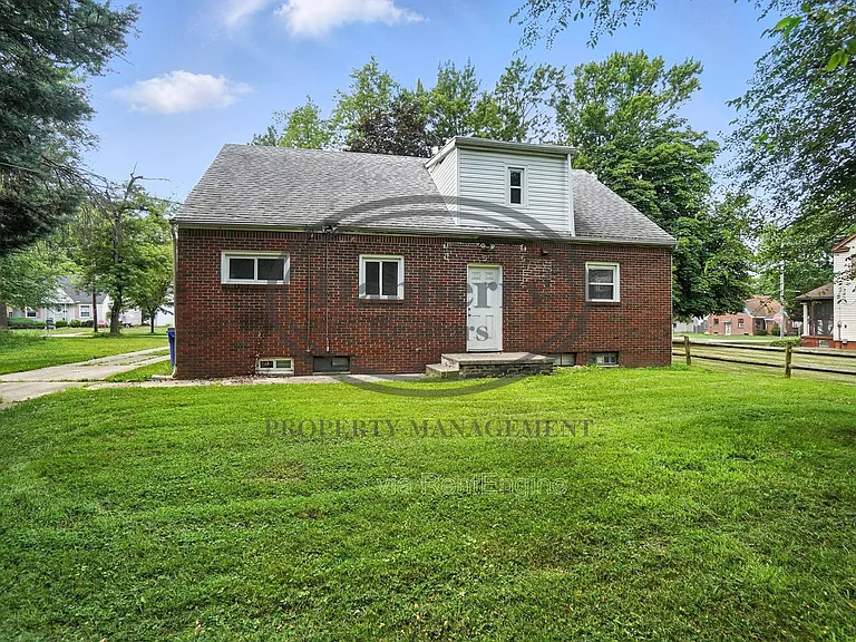 822 Searles Rd — Photo 47