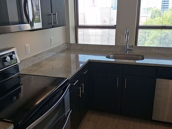 4th image of 603 W Main St #776f18ccb