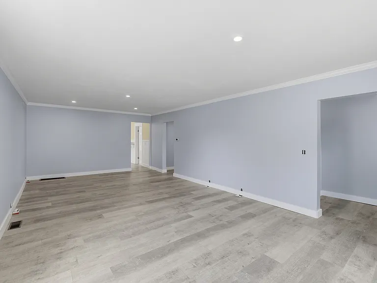 19 1/2 Balcom St #1 — Photo 3