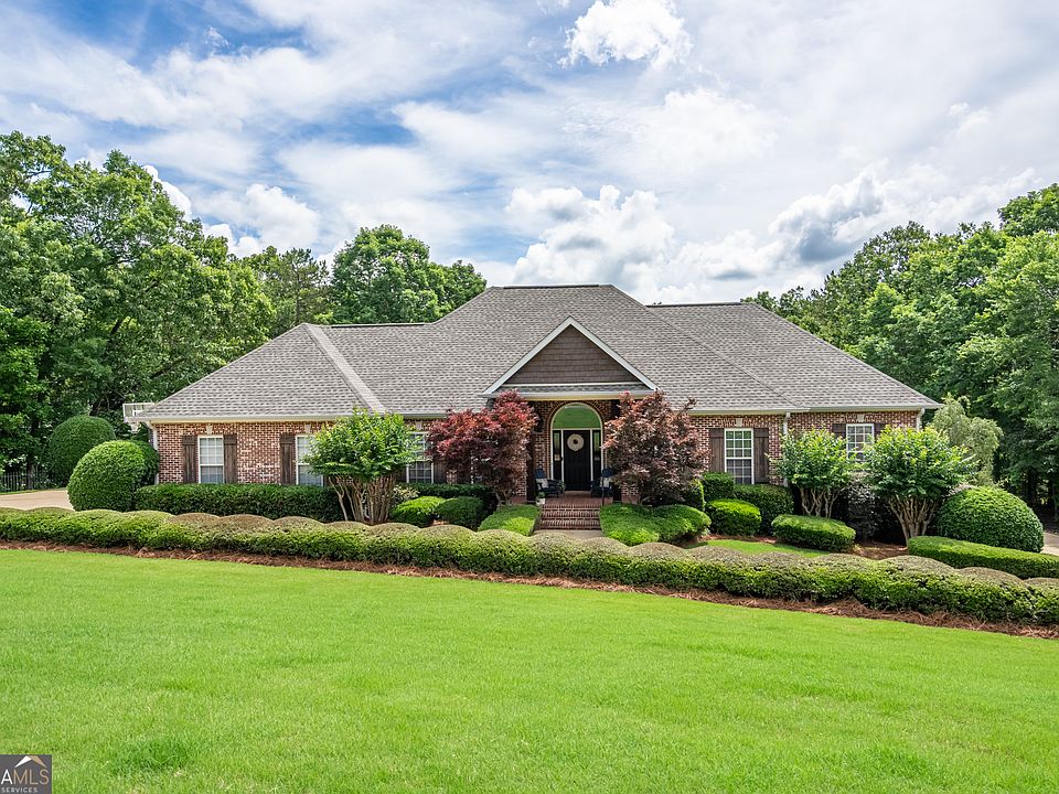 1st image of 130 Wildflower Rd NE