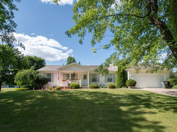 1025 E 485 N, Howe, IN 46746