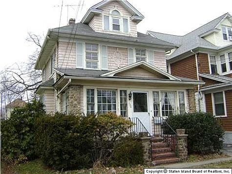 1st image of 136 Decker Ave