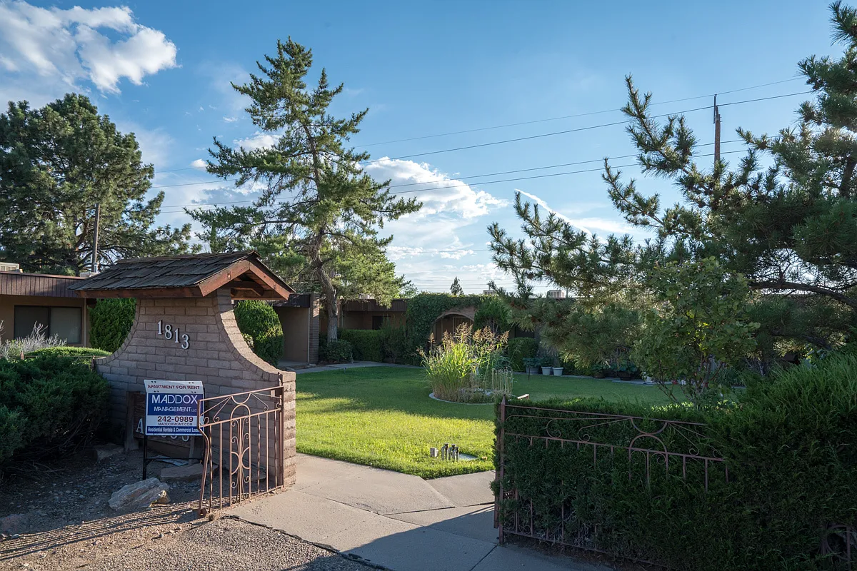 North Campus Unm Law School 1 Bedroom 1 Bath — Photo 3