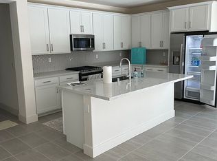 7003 Sacramento Dr, Tracy, CA 95377