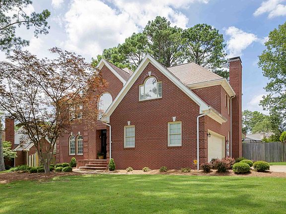 3rd image of 229 Indian Springs Dr