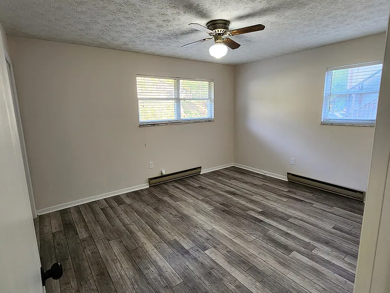 268 Hash Ridge Rd — Photo 32