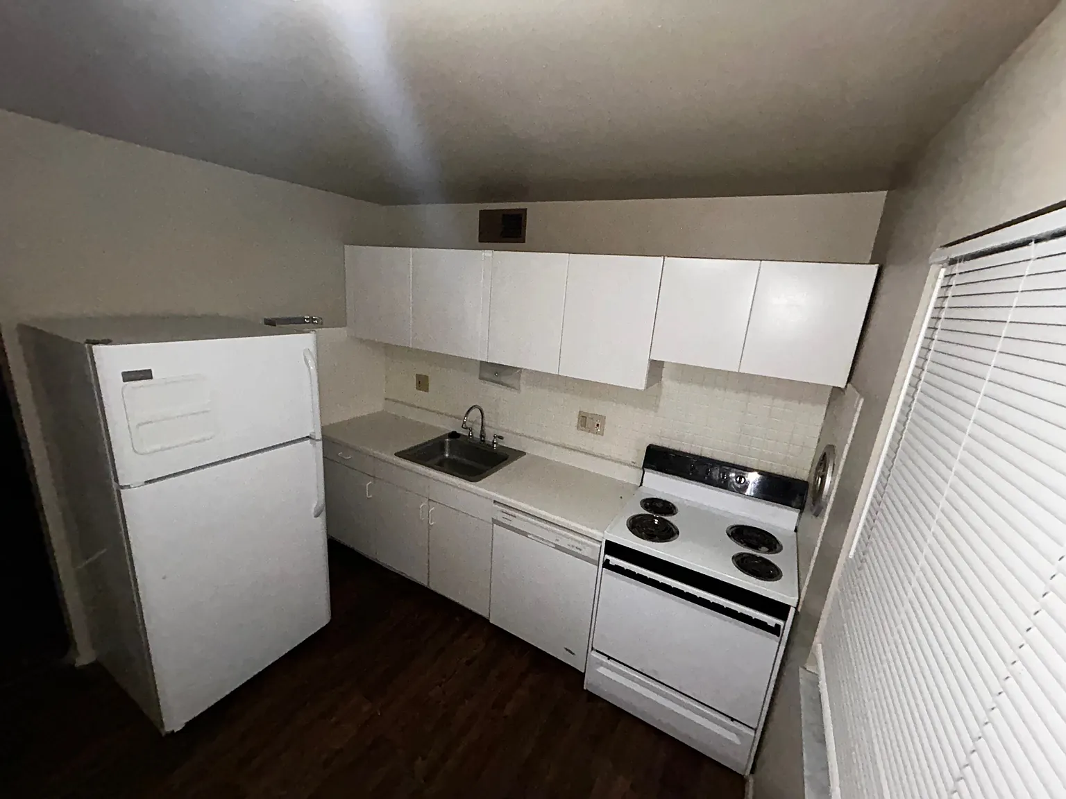 2 bed, 1.0 bath, $1,000 — Photo 4