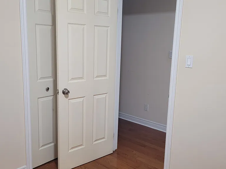 229 Chartland Blvd S — Photo 13