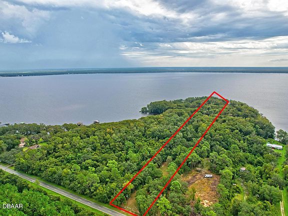 3rd image of 330 Cedar Creek Rd