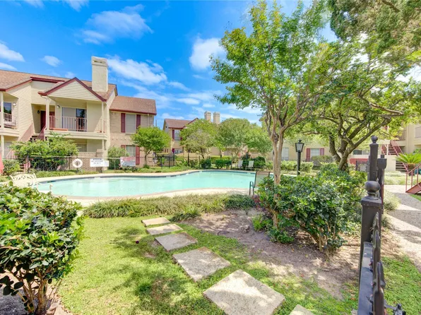 2120 El Paseo St APT 619, Houston, TX 77054