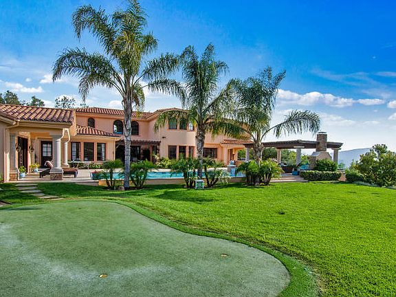 2nd image of 4738 Golf Course Ct