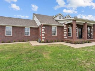 12145 Flowers Rd, West Fork, AR 72774