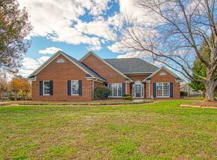 334 W Autumn Ridge Rd, Moore, SC 29369