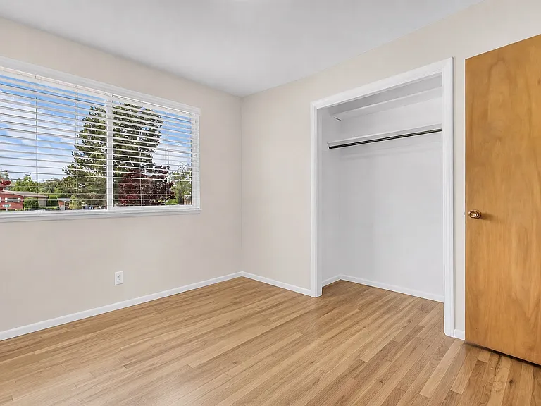 787 E Redmaple Cir — Photo 14
