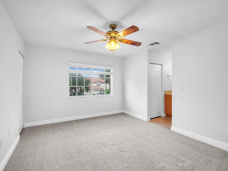 6714 Old Farm Trl — Photo 11