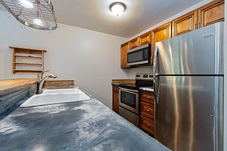 4th image of 120 Speedway Ave #102