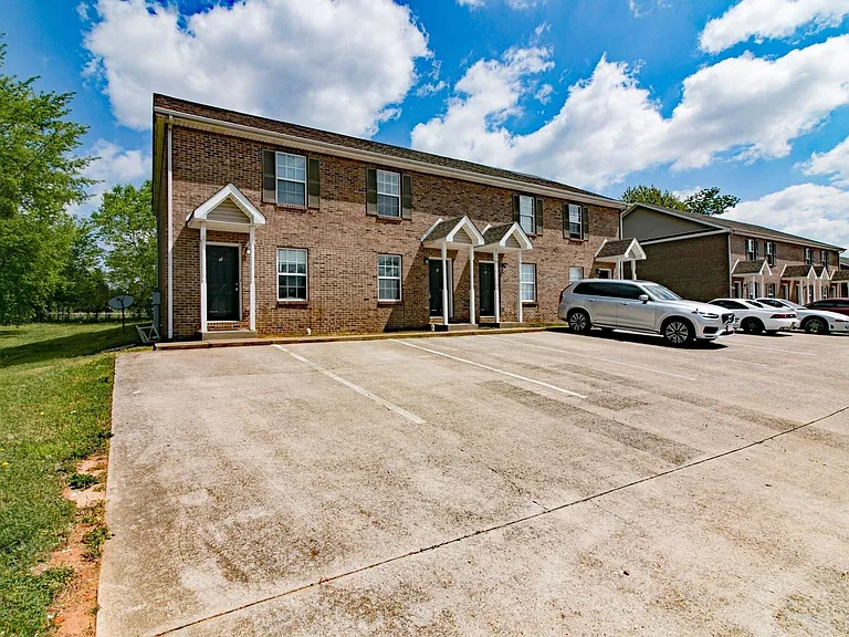 821 Oak Arbor Ct — Photo 28