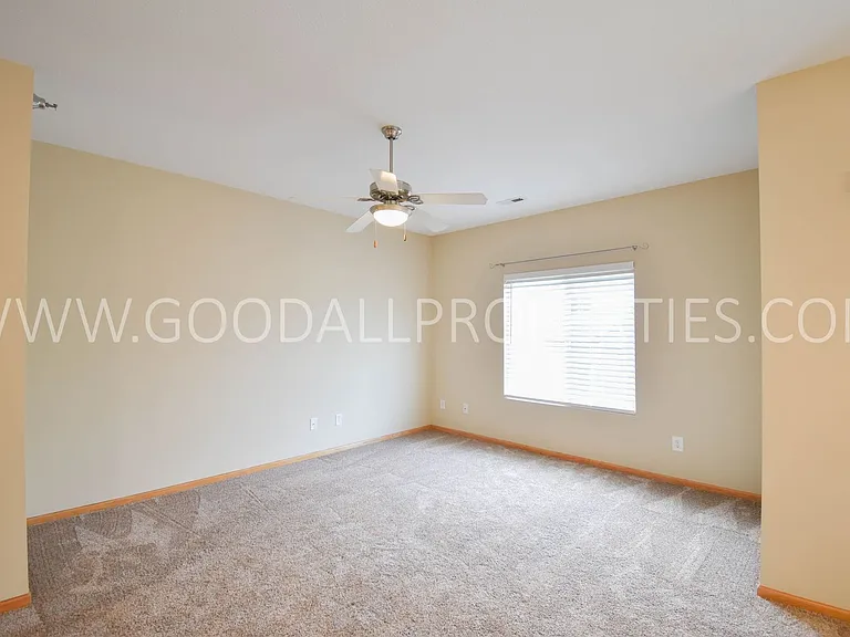10320 Norfolk Dr #4 — Photo 6