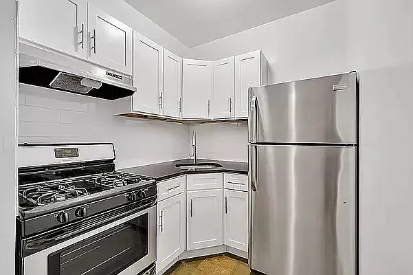 Rented by Green Leaf Management, LLC | media 7