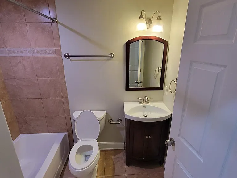 1907 Aliceanna St #1 — Photo 6