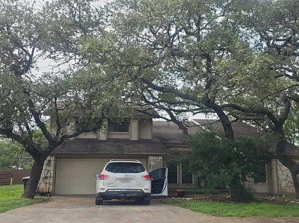 8246 Shallow Creek Dr, San Antonio, TX 78251
