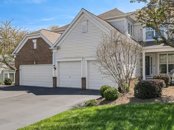 5220 Blue Sky Dr, Orefield, PA 18069