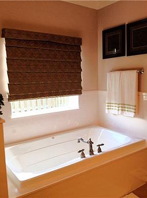 Master Tub