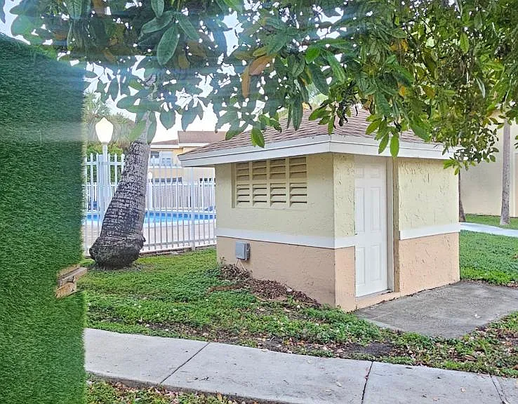 4210 NW 79th Ave #1E — Photo 43
