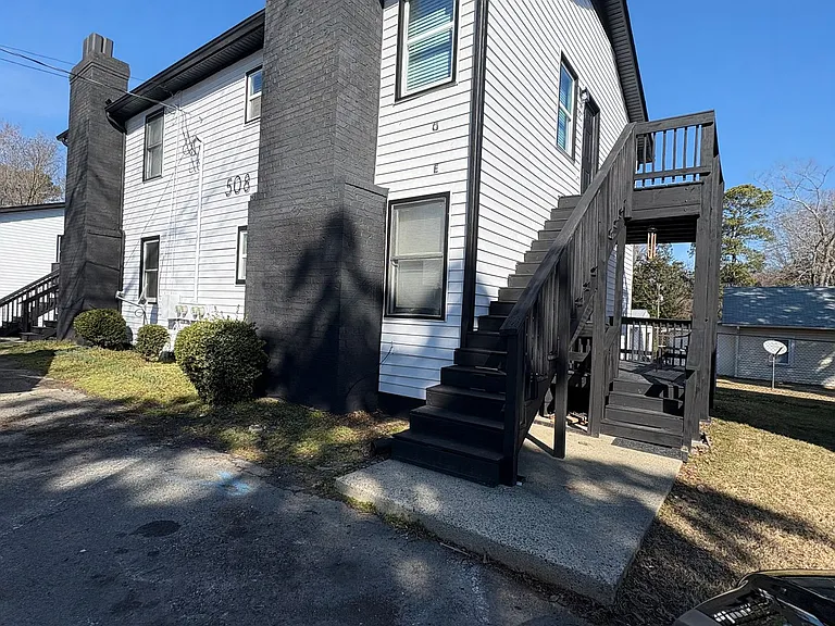 Uwharrie & Powhatan — Photo 2