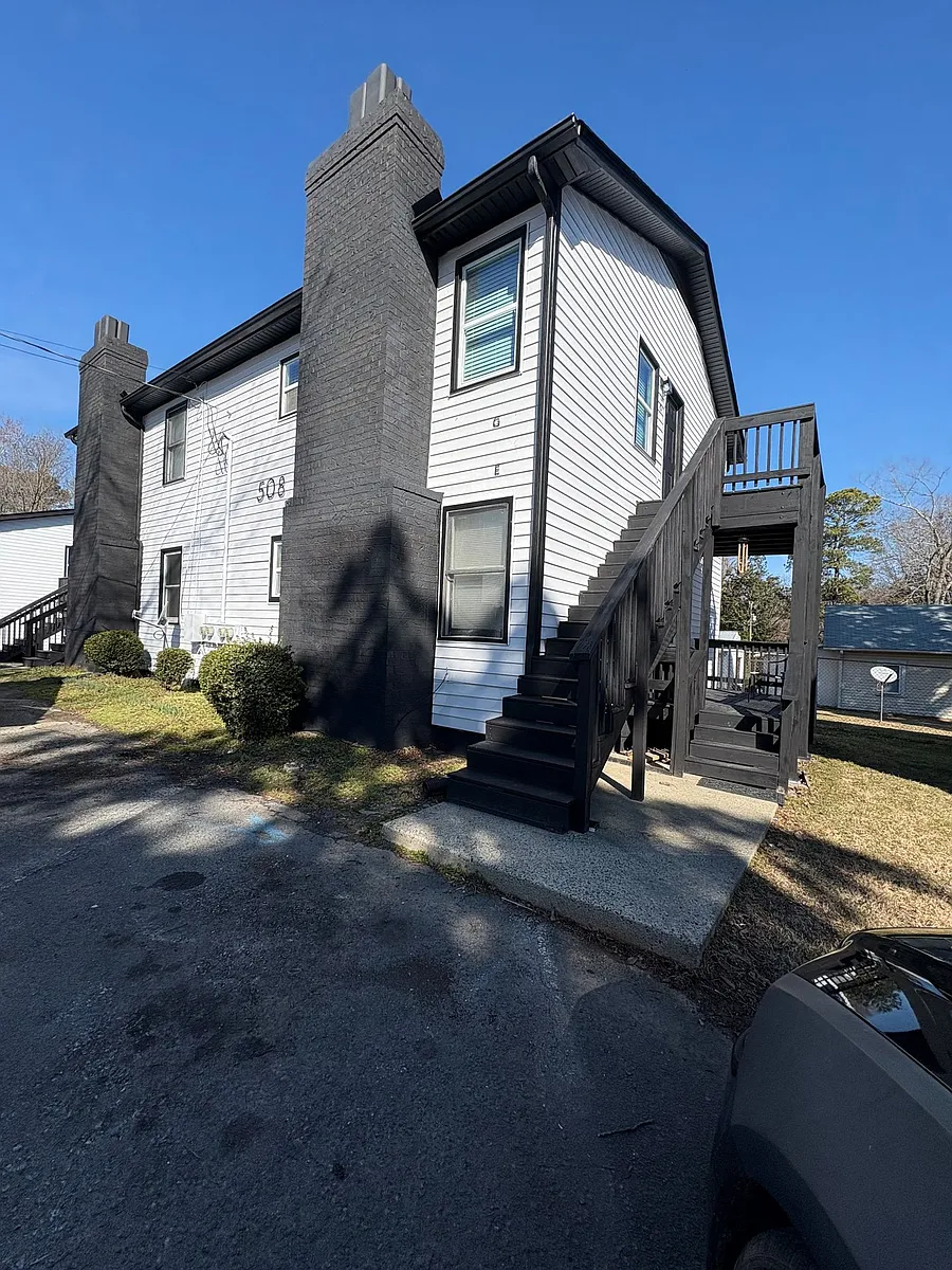 Building Photo - Uwharrie & Powhatan