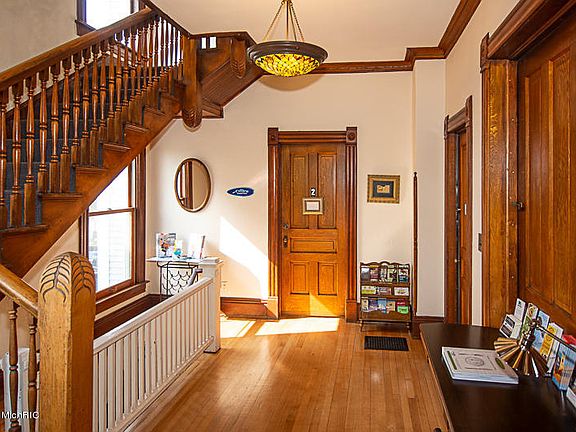 3rd image of 200 Franklin St #&-108