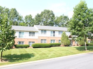 300 Farmstead Ln #6, State College, PA 16803