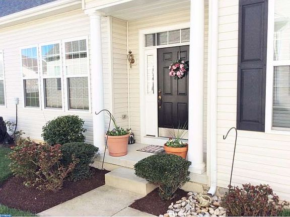 2nd image of 325 Obelisk Ln