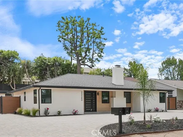 23240 Leonora Dr, Woodland Hills, CA 91367