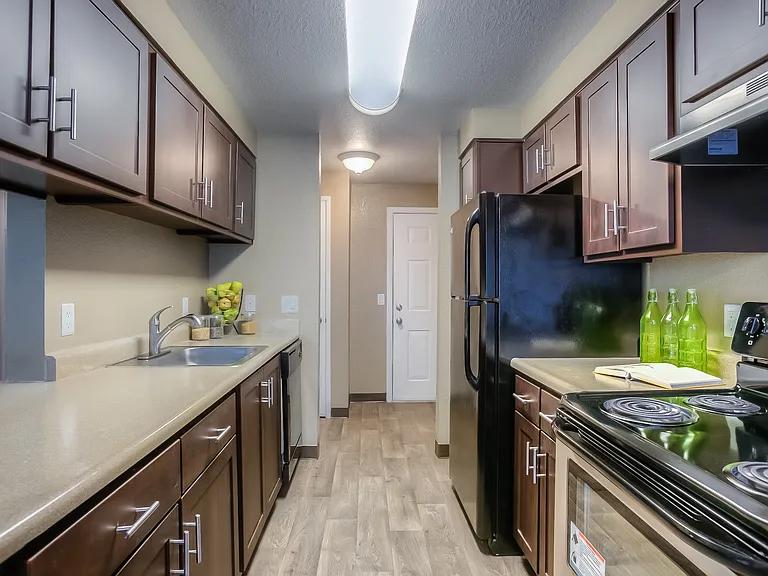 Parkside Apartments — Photo 11