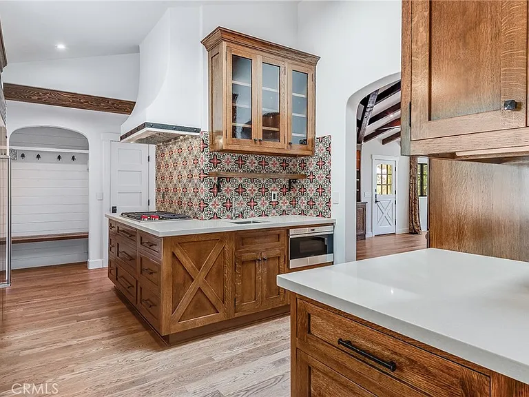 57 Narcissa Dr — Photo 18