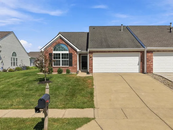 1170 Creek Bend Dr, Greenwood, IN 46143