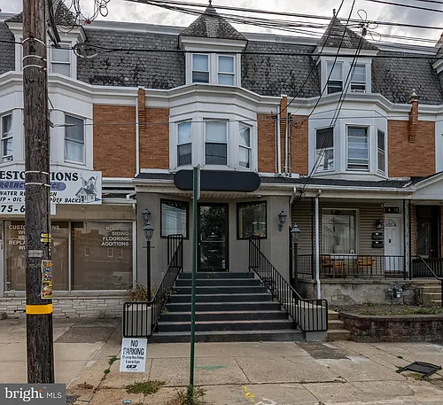 4 W Lancaster Ave Photo 1