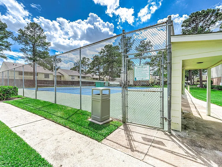 14515 Wunderlich Dr #812 — Photo 32