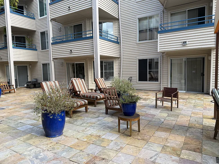 6960 California Ave SW #A103 — Photo 7
