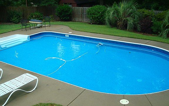 2nd image of 415 Wade Plantation Dr