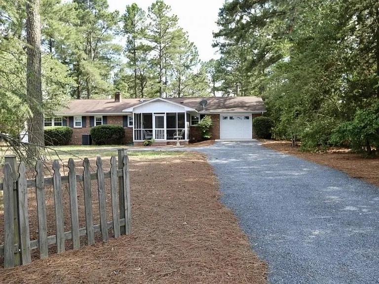 7 Pine Crescent Dr — Photo 16