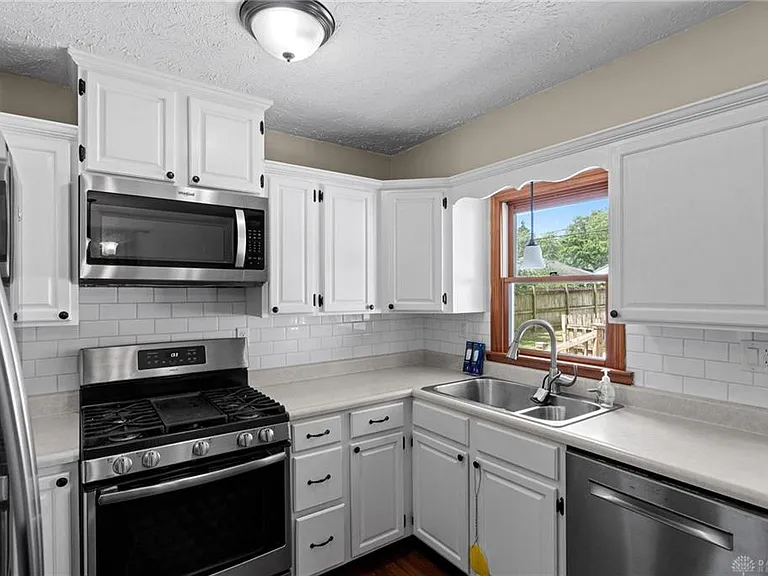 2617 California Ave — Photo 11