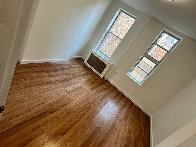 39 Mott St #9-10 — Photo 9