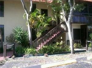 2nd image of 830 NE 199th St APT 204A