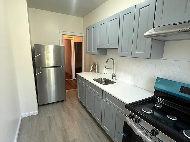 3066 Brighton 14th St #1 — Photo 1